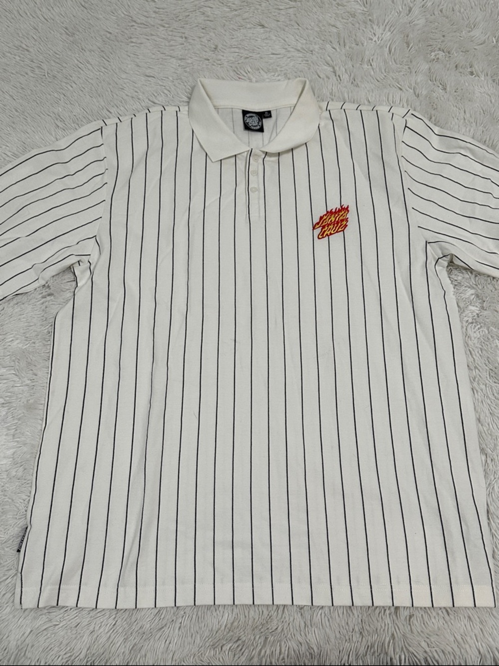🎰 NWOT Santa Cruz Polo